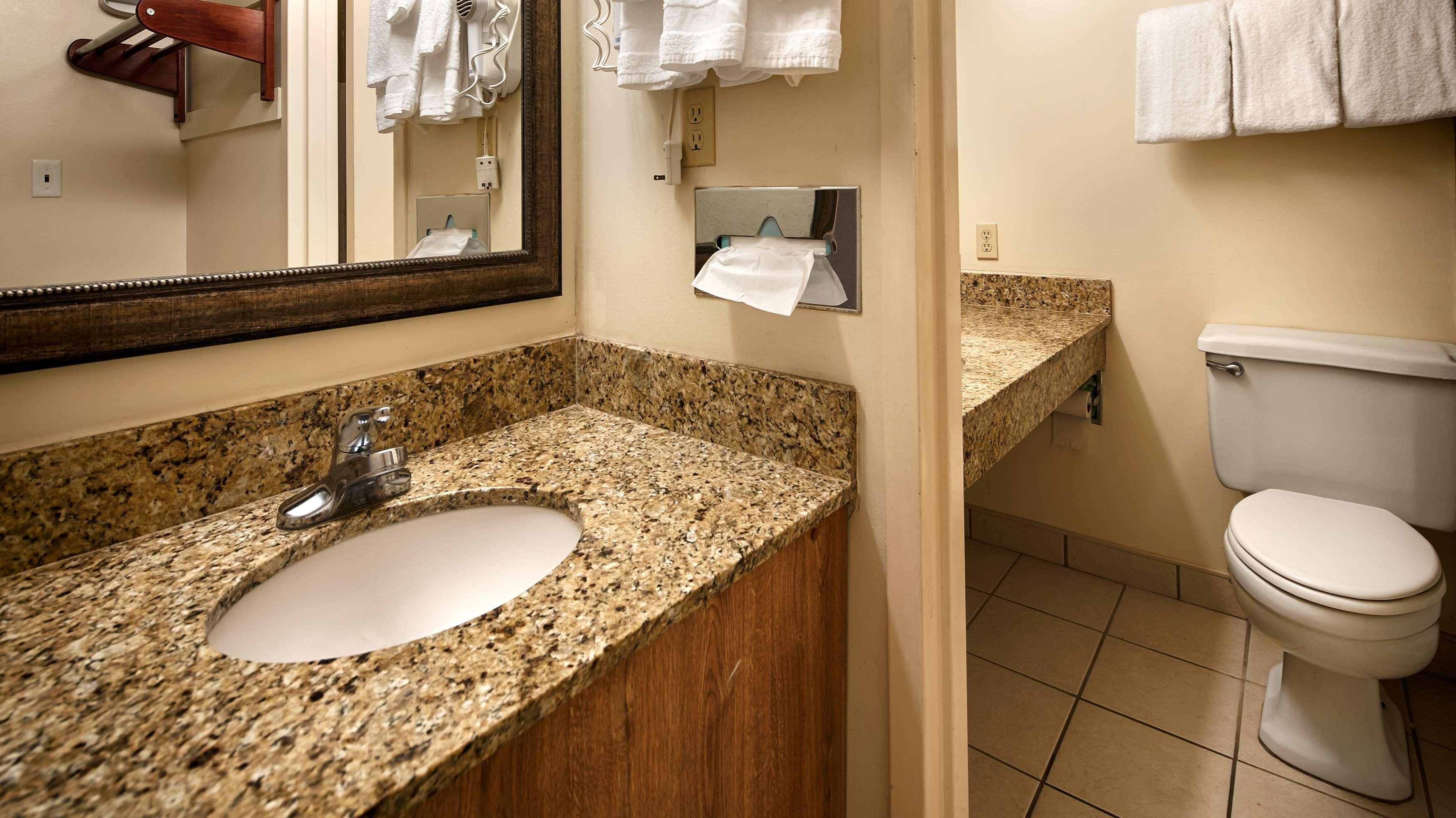 Best Western Crossroads Inn DeFuniak Springs Exteriör bild