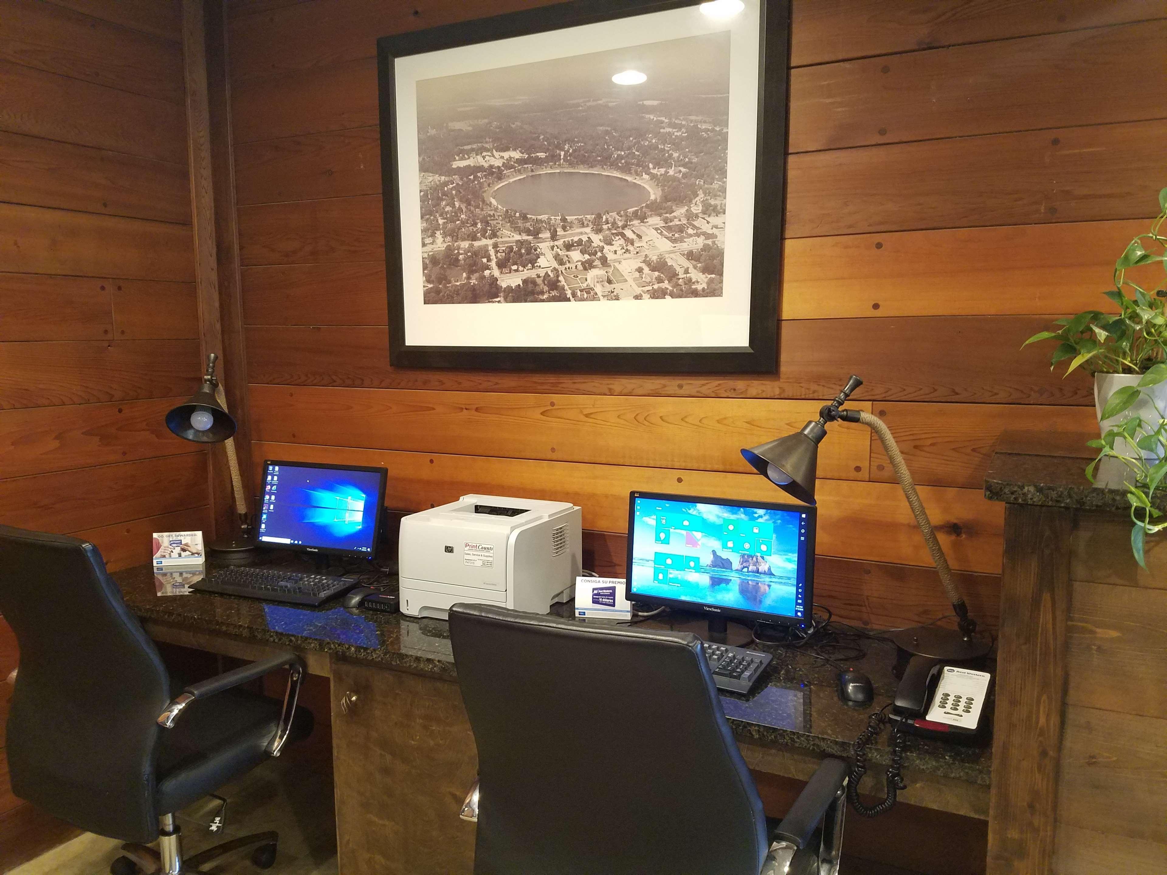 Best Western Crossroads Inn DeFuniak Springs Exteriör bild