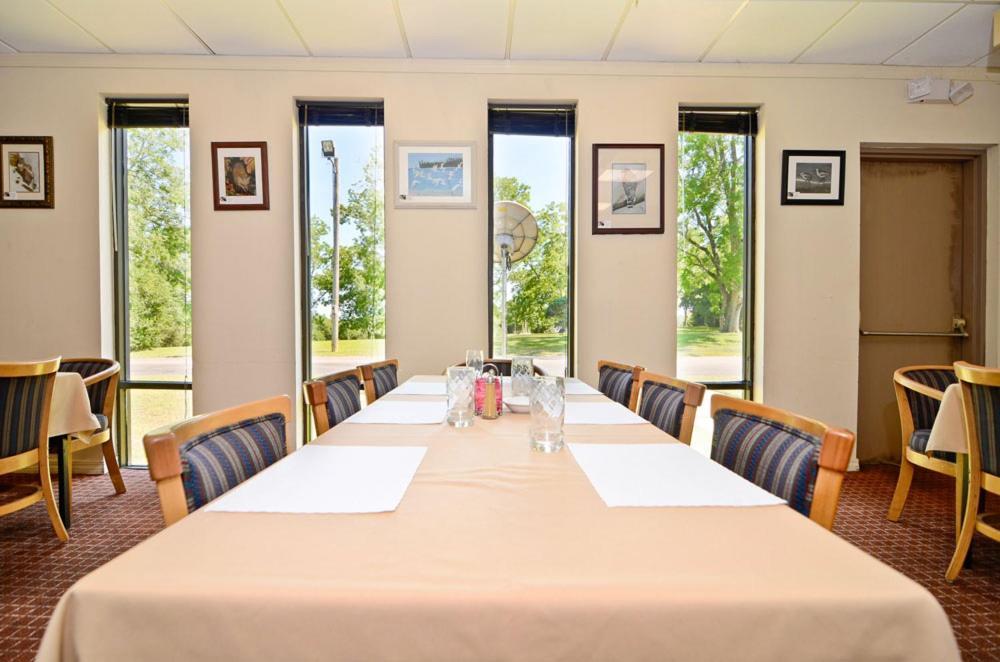 Best Western Crossroads Inn DeFuniak Springs Exteriör bild
