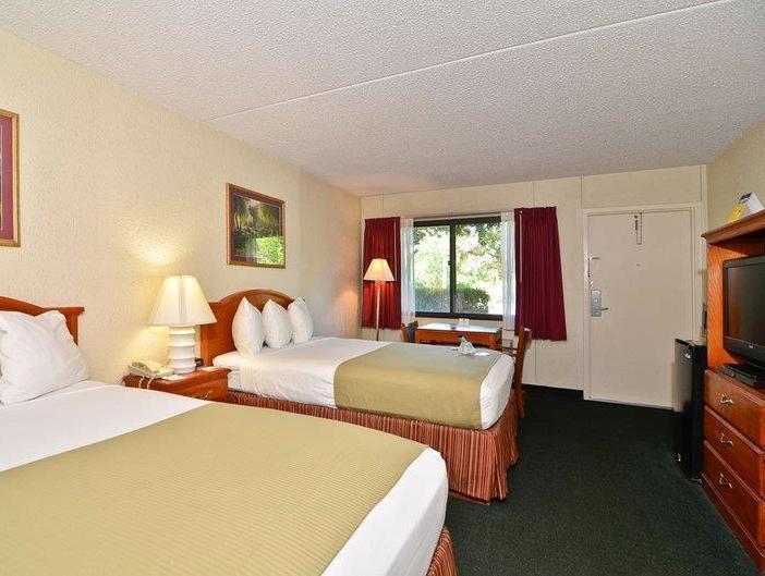 Best Western Crossroads Inn DeFuniak Springs Exteriör bild