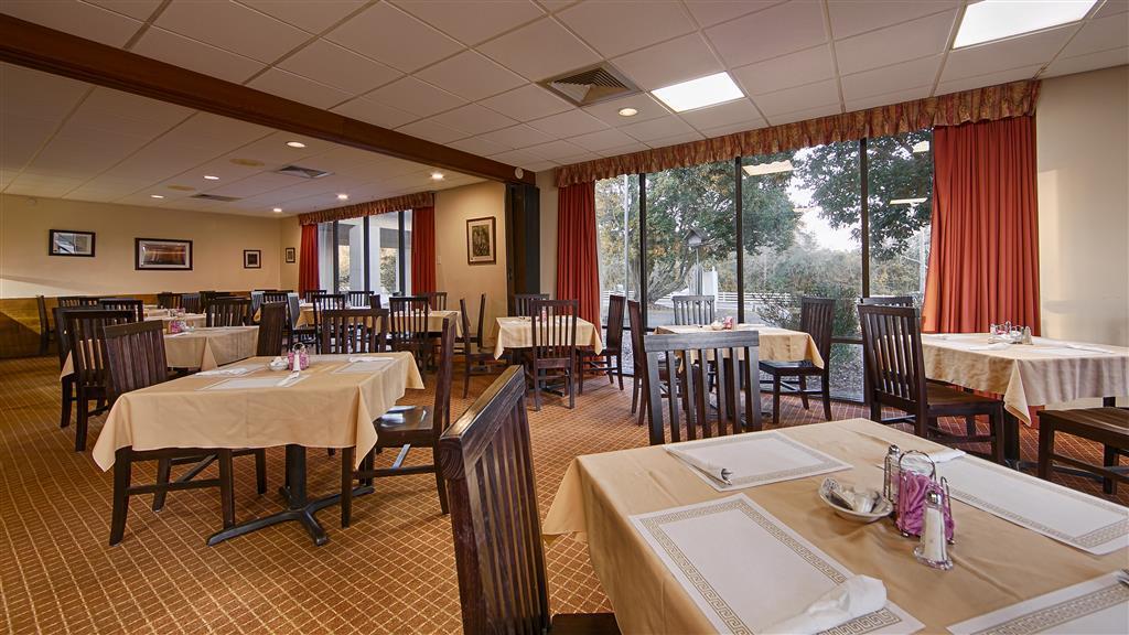 Best Western Crossroads Inn DeFuniak Springs Restaurang bild